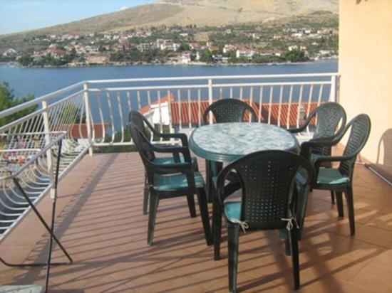 Apartment in Grebaštica with sea view, balcony, air conditioning, WiFi (3571-1)