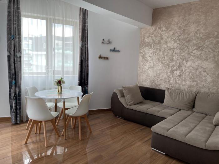 Amy Twin Residence Apartment