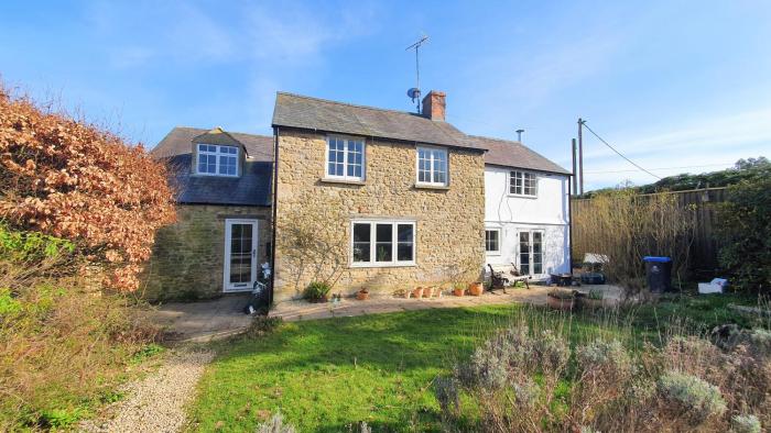 Glenfield Cottage - Secluded Luxury deep in the Oxfordshire Countryside