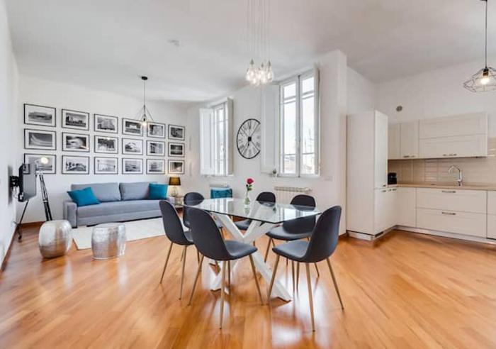 Modern, stylish flat near Piazza della Repubblica