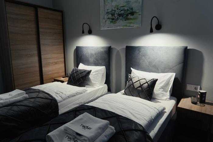 готель Тячів