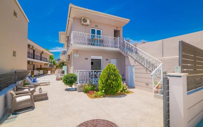 Nikos & Maria Studios II