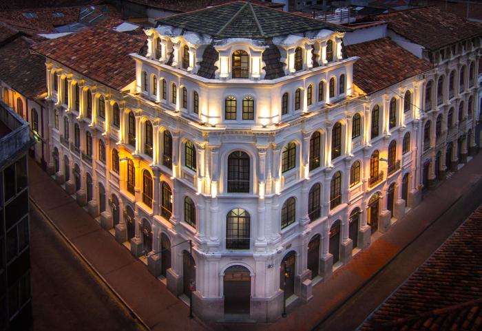 Parc Royal Suites Hotel