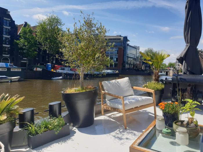 Luxurious 110m² 3br Houseboat in Amsterdam Centre!
