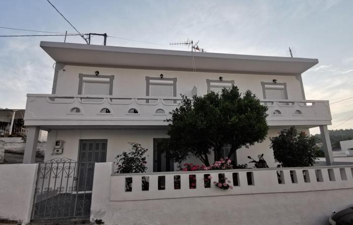 Bralos Apartments