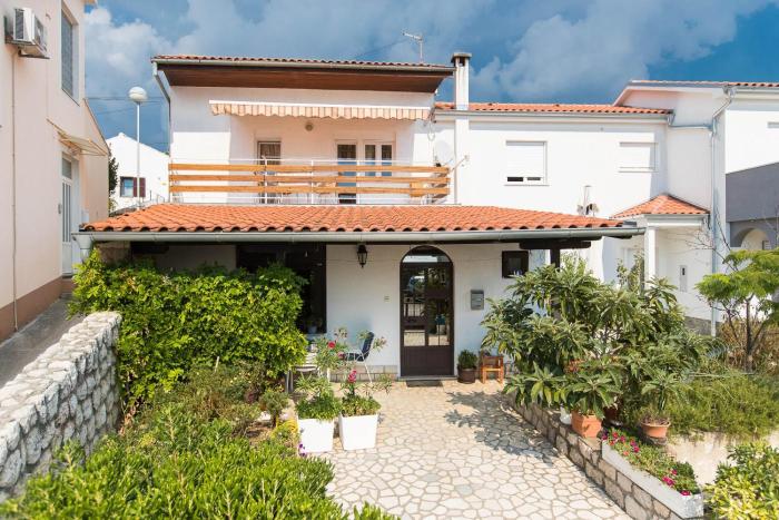 Apartmani Vera