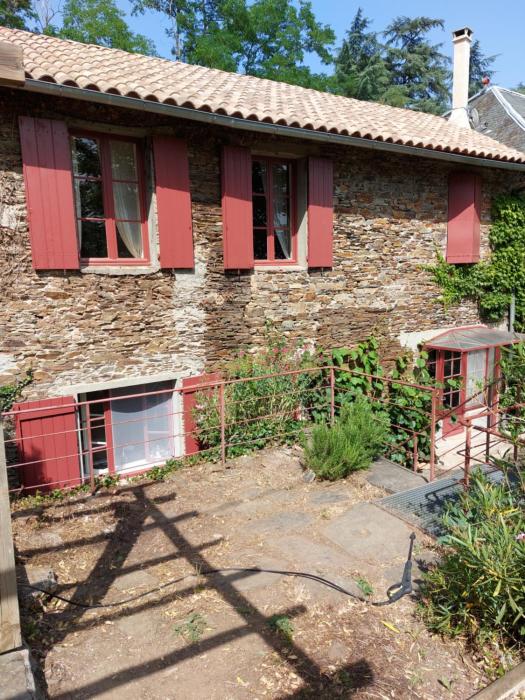 La Rustique, maison de charme proche Carcassonne - jardin, wifi, tout équipée