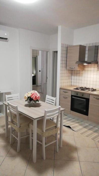 LA MAISON DE NINA