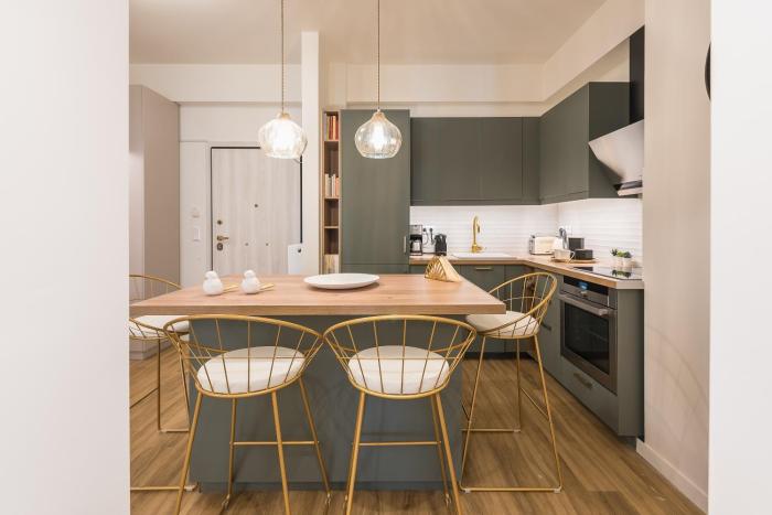 Chic and Comfort Home in Central Athens