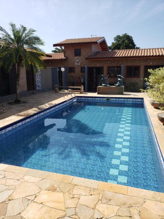 Suítes Verano Ubatuba - Bairro Itaguá - com piscina