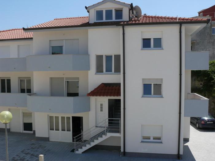 A5 - apt with 2 balconies 5 min walking to beach