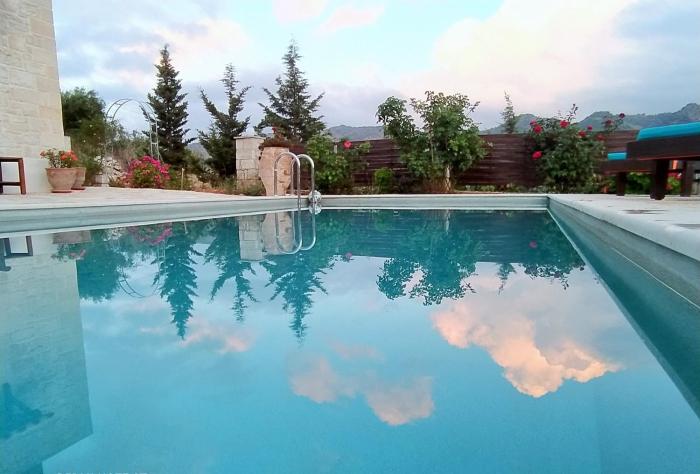 Little House on the Prairie - Chania