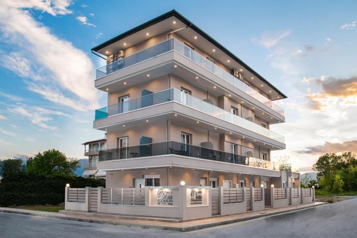 Dias Apartments