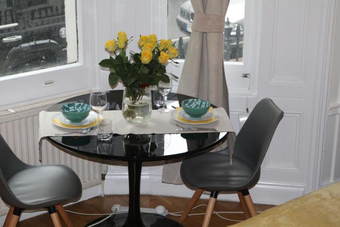 The Courtfield Plaza