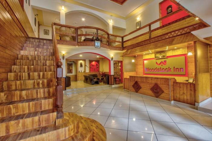 Woodstock Inn Manali 800 Mtrs from Mall Road