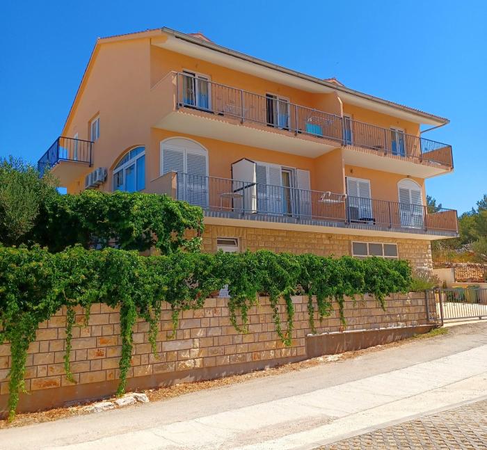 Apartment Matic Ograde