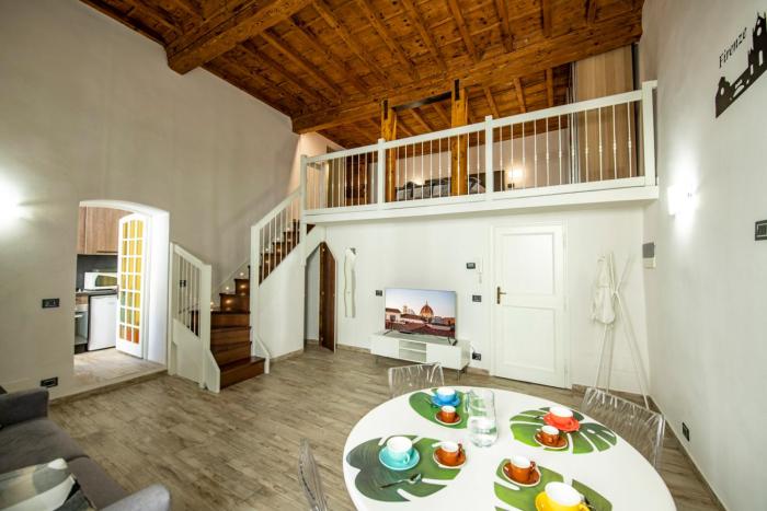 Sunrise Apartment by Mamo Florence