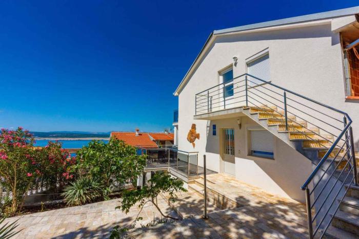 Three-Bedroom Apartment in Crikvenica VII