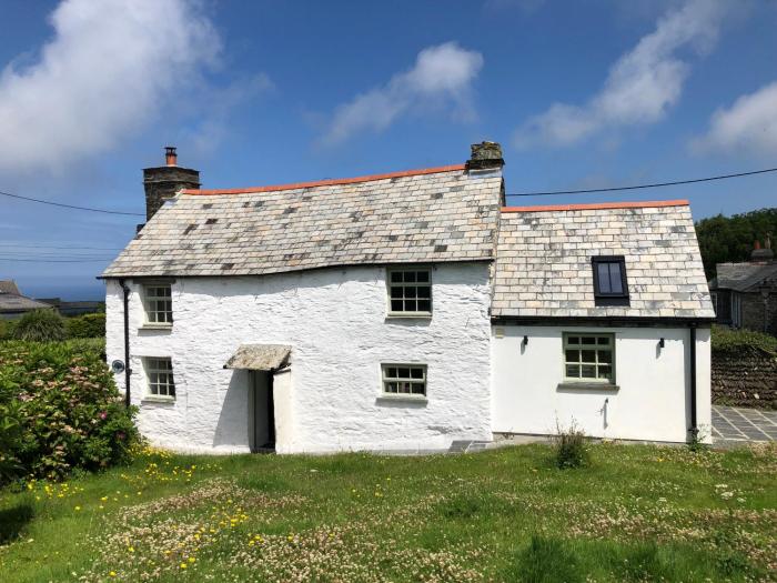 Picture perfect cottage in rural Tintagel