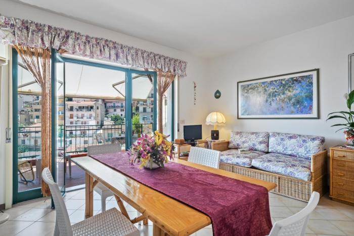 GuestHost - Taormina Comfortable Apartment with Terrace