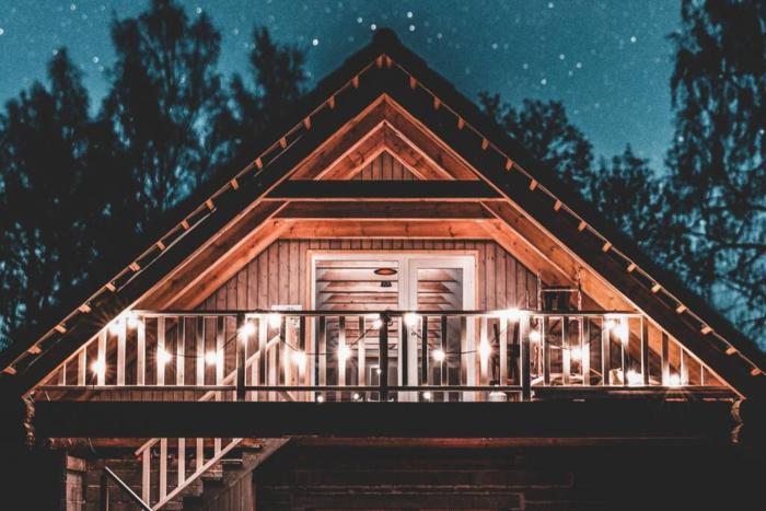 Hubane ja ruumikas majutus karjamõisa ajaloolises hoones