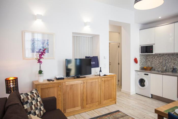 Cosy Lisbon Tiles House