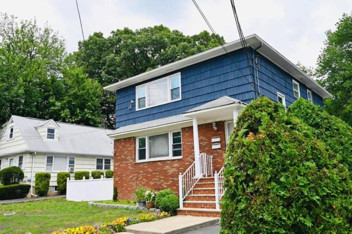 Bright & cozy2nd Floor Apartment*. Close to NYC