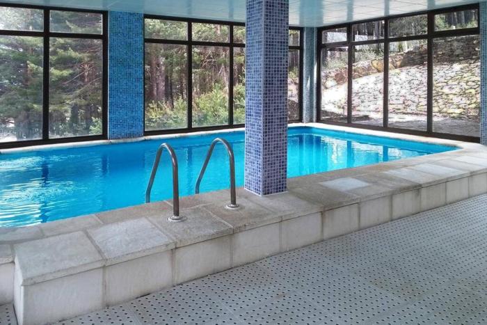 Dúplex con piscina climatizada y sauna, El último rincón
