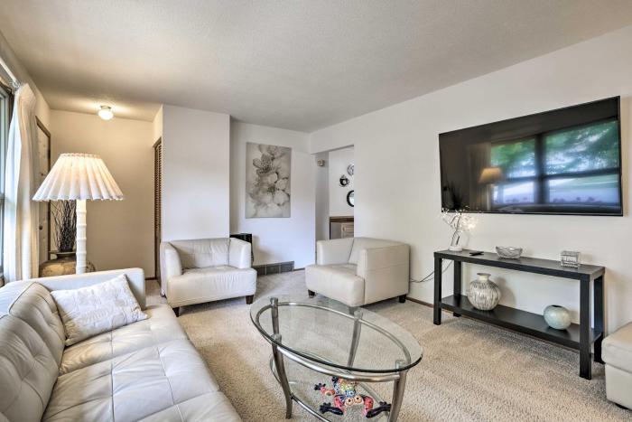 Charming Rochester Home - 2 Mi to Mayo Clinic!