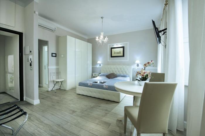 Leoni di Firenze Apartments by Mamo Florence