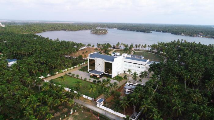 Blue Serene Backwater Resort