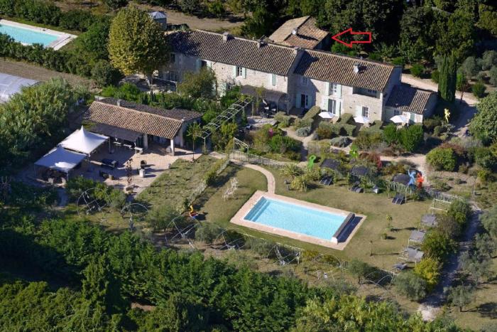 Alpilles Cottage Philippes Farm Gite 55m2 - 2 chambres - calme - piscine mas des figues - agritourisme bio - 3km Saint Rémy de Provence - Parc Naturel Régional des Alpilles - 6km Baux de Provence -