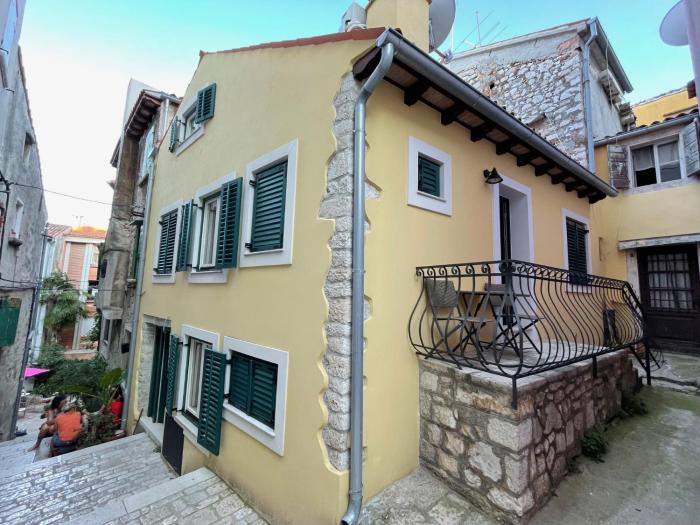 Yellow House Rovinj