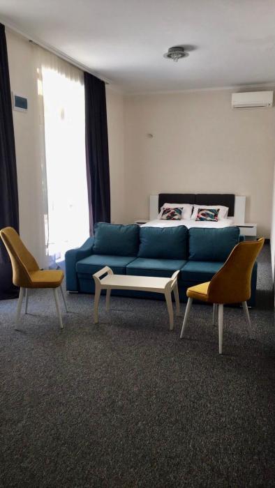 Rabi Park Residence-LARGE ROOM
