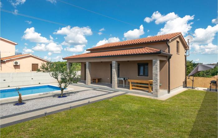 Stunning Home In Nedescina With 2 Bedrooms, Wifi And Outdoor Swimming Pool