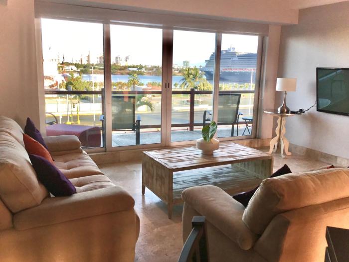 Oceanview Luxury, Pool, Near Tour Boats & Beach