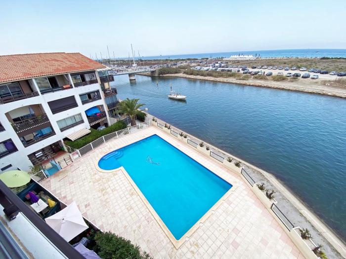 Appartement T2 mezzanine vue mer avec piscine