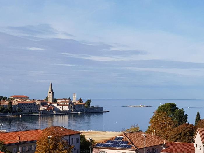 Sea view apartment Poreč