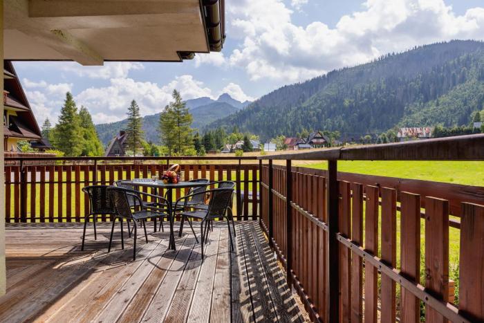 Apartment Giewont View Kościelisko by Noclegi Renters