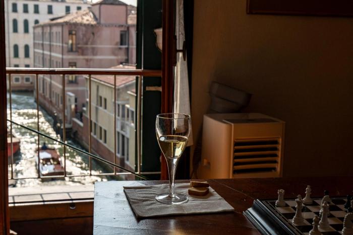 Ca’ Cappello Venetian Apartment M02074212072