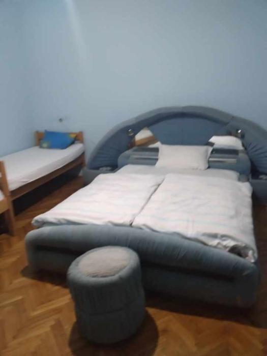 HOSTEL BATA Apartman