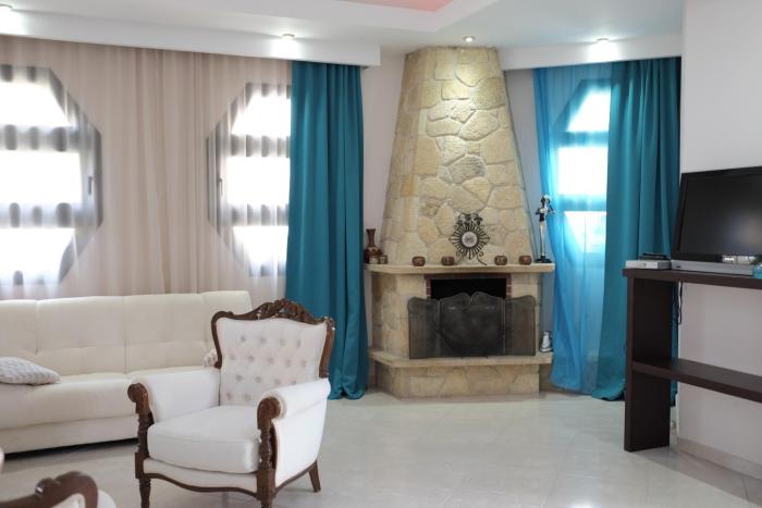 Irenes Apartment