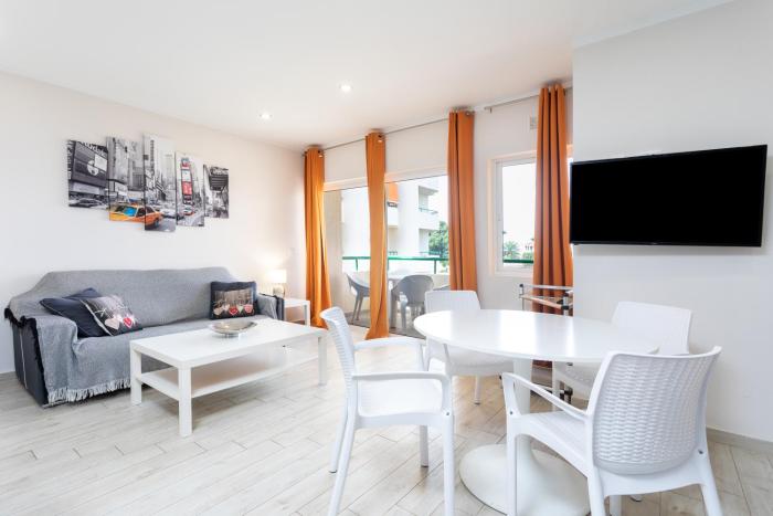 Soleado apartamento vistas al mar Los Cristianos