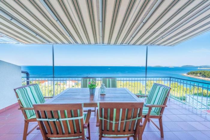 Apartment in Murter with sea view, terrace, air conditioning, Wifi 5026-3