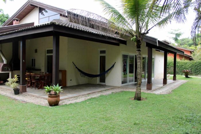 Praia de Itamambuca- Casa charmosa e iluminada