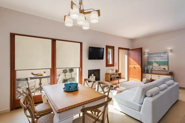 2 Bed House - Sleeps 5 - Pets - Wifi