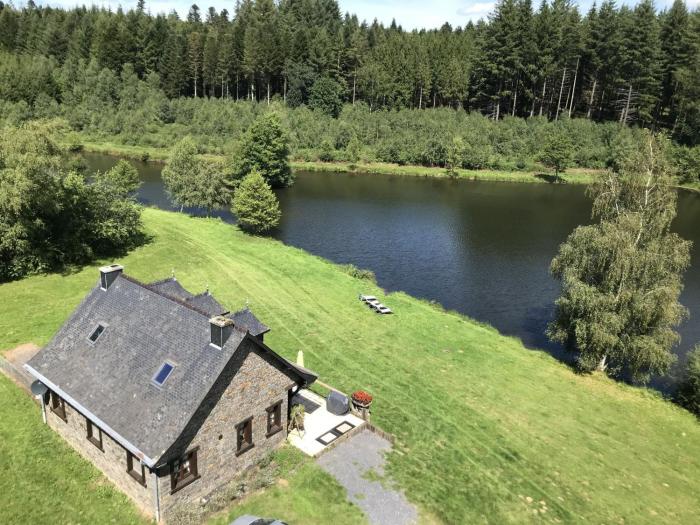 Lakeside Getaway in Bouillon