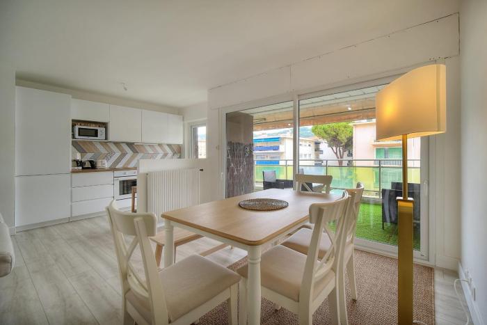 Upstays Terrace 50m2 Apartment Carnot