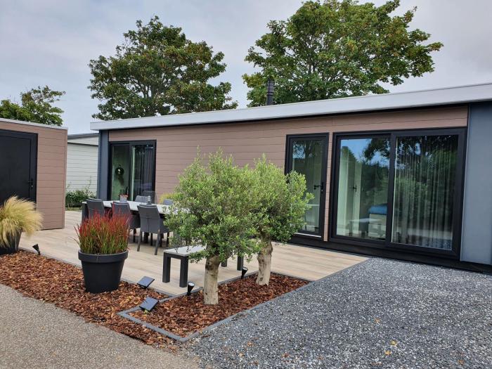 Welcome in - Beachhouse Renesse 2645 aan de duinen - Camping Julianahoeve