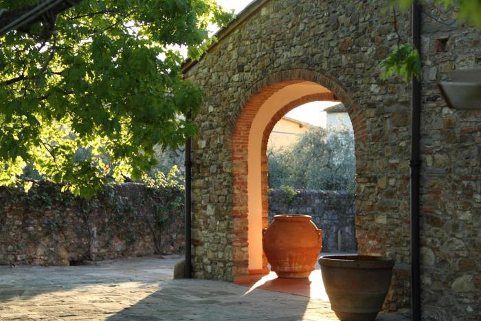 Podere Fichereto Tuscany Apartment in Florence countryside